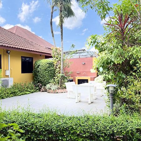 Family Bungalow Kamala Exterior photo