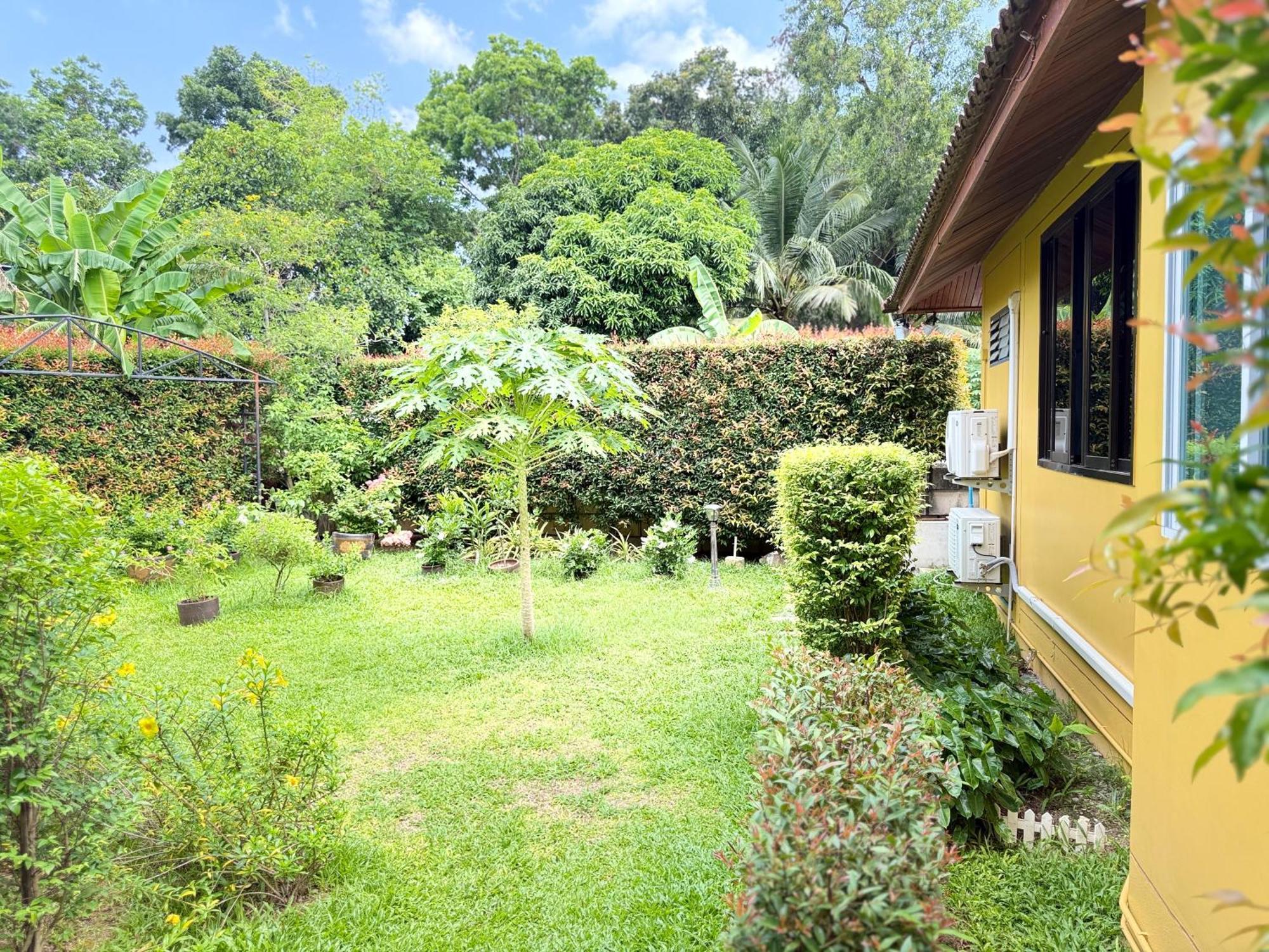 Family Bungalow Kamala Exterior photo